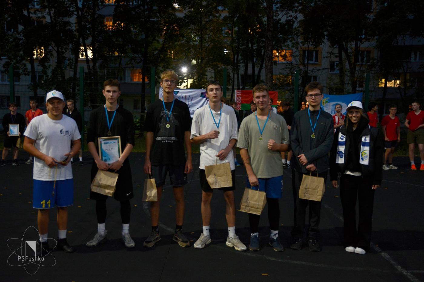 Турнир по мини-футбол прошел в общежитии № 8